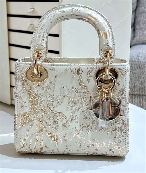 miss lady dior bag.